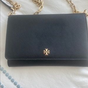 Tory Burch Robinson Chain Wallet Crossbody